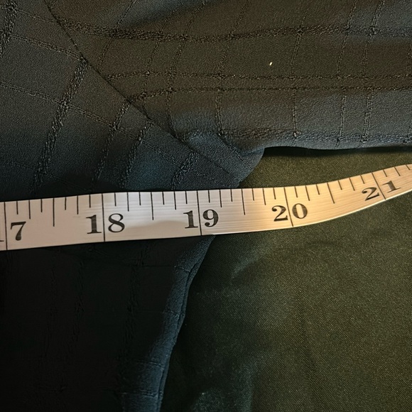 Express Portofino dark green blouse. Size Small /Slim New with tags - Picture 3 of 8